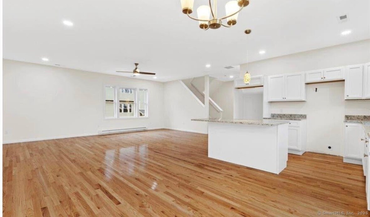 455R Sherman Ave in Hamden, CT - Building Photo