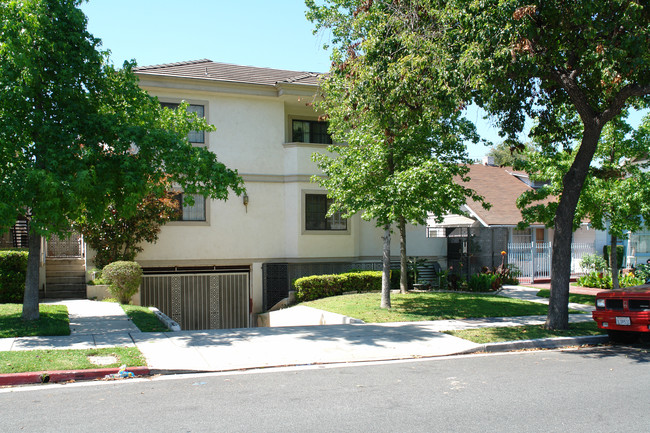 656 W Wilson Ave in Glendale, CA - Building Photo - Building Photo