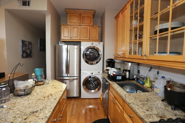 4621 N Malden St, Unit G08C in Chicago, IL - Foto de edificio - Building Photo