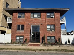 475 W Broadway in Long Beach, NY - Building Photo - Building Photo