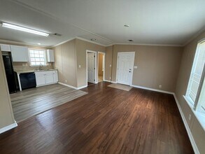 6305 Colonial Dr in Margate, FL - Building Photo - Building Photo