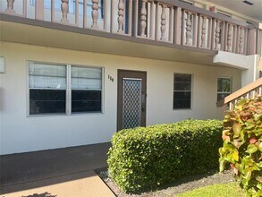 158 Tilford S in Deerfield Beach, FL - Building Photo - Building Photo