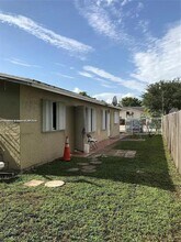2845 NW 13th Ct in Fort Lauderdale, FL - Building Photo - Building Photo