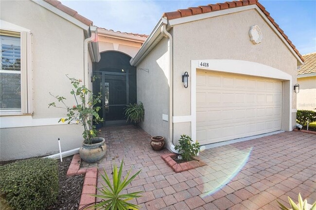 4418 65th Terrace E in Sarasota, FL - Building Photo - Building Photo