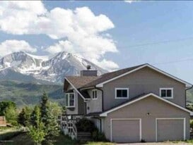 124 Deer Trail Ave in Carbondale, CO - Building Photo