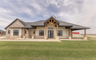 19108 County Rd 2240 in Lubbock, TX - Building Photo