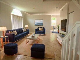 15643 NW 12th Rd in Pembroke Pines, FL - Building Photo
