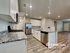 5104 Saddle Clb Dr in Georgetown, TX - Building Photo - Building Photo