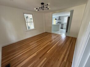 625 Chestnut Hill Ave in Brookline, MA - Building Photo - Building Photo