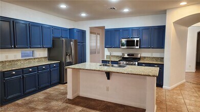 1021 Newbold St in Las Vegas, NV - Building Photo - Building Photo