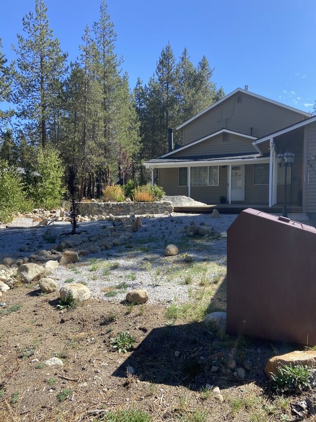 2673 Wailaki St in South Lake Tahoe, CA - Building Photo - Building Photo