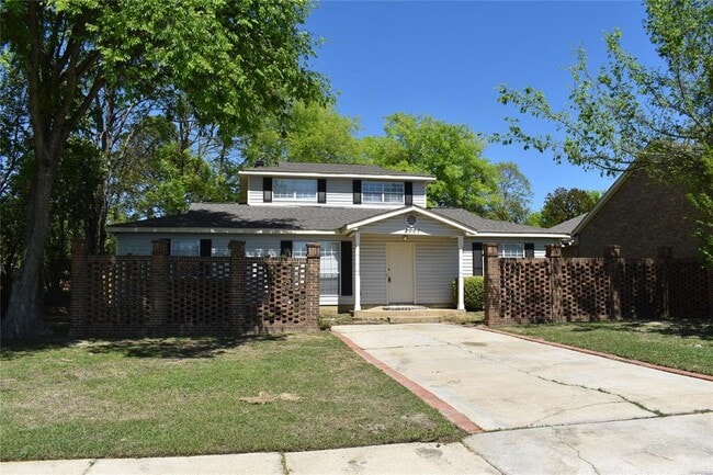 property at 3001 Sutton Dr