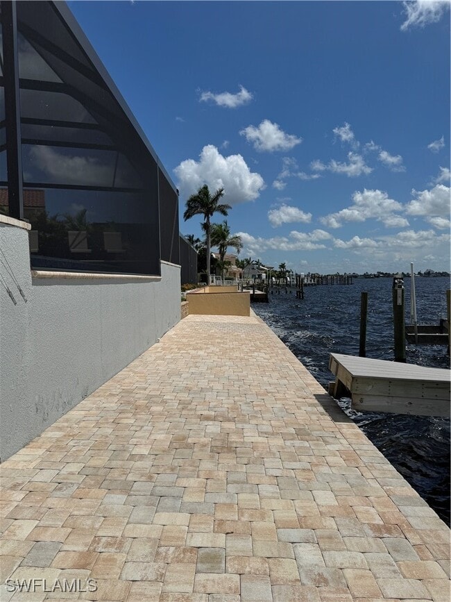 3127 SE 22nd Pl
