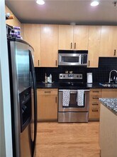 250 Pharr Rd NE in Atlanta, GA - Building Photo - Building Photo