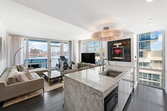 22 N 6th St in Brooklyn, NY - Building Photo - Building Photo