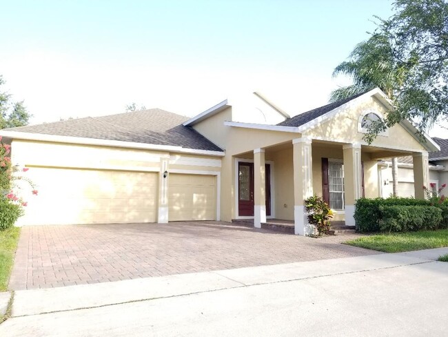 13448 Zori Ln in Windermere, FL - Foto de edificio - Building Photo