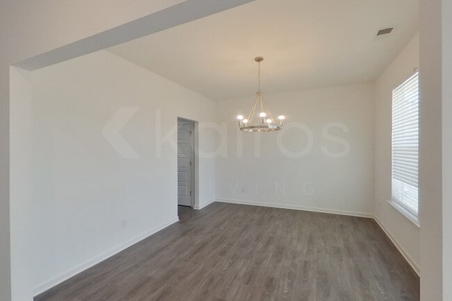 106 Old Stone Crossing in Warner Robins, GA - Building Photo - Building Photo