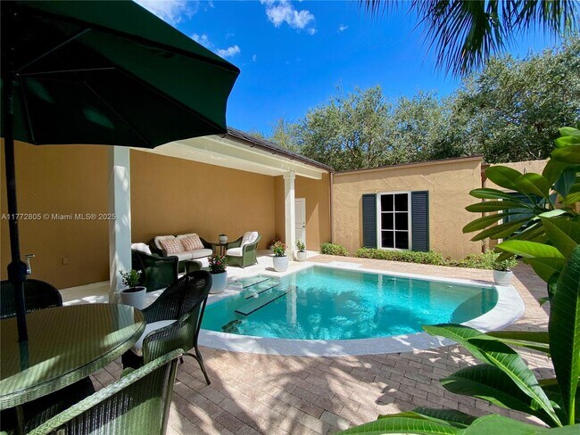 11718 SE Florida Ave in Hobe Sound, FL - Building Photo - Building Photo