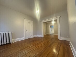 33 Elm St in Albany, NY - Building Photo - Building Photo