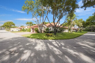 6099 Waldwick Cir in Delray Beach, FL - Building Photo - Building Photo