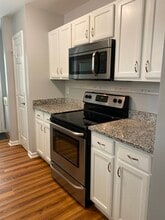 1305 Cedar Shoals Drive #500 in Athens, GA - Building Photo - Building Photo