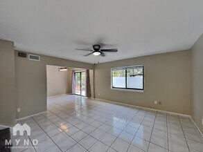 5403 Decatur St in Orlando, FL - Foto de edificio - Building Photo