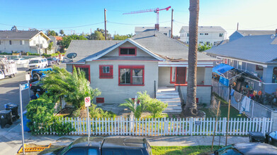 1414 W 30th St in Los Angeles, CA - Building Photo - Building Photo