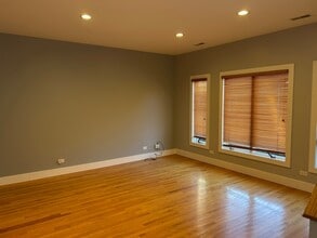 9207 Gerritsen Ave, Unit 0083 in Brookfield, IL - Foto de edificio - Building Photo