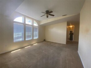 2275 Sophie Springer Ln in Sarasota, FL - Building Photo - Building Photo
