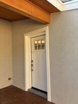 17 N Tupelo Cir in Brownsville, TX - Building Photo