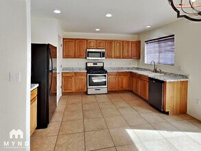 10230 E Honey Mesquite Dr in Tucson, AZ - Foto de edificio - Building Photo