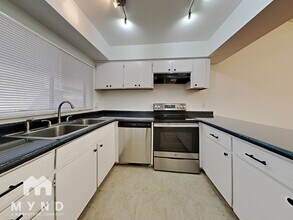 1861 E Kirkland Ln in Tempe, AZ - Building Photo - Building Photo