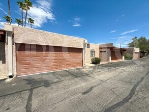 1949 N Swan Rd in Tucson, AZ - Building Photo - Building Photo