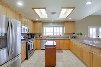 14997 McGarger Rd in Desert Hot Springs, CA - Building Photo - Building Photo