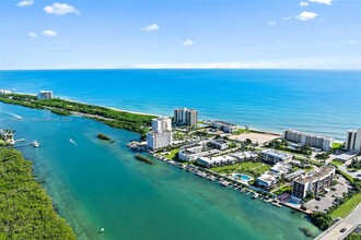 325 S Beach Rd in Jupiter, FL - Building Photo - Building Photo