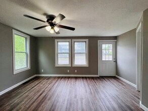 83 W Grove St in Middleboro, MA - Building Photo - Building Photo