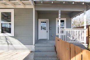 1709 Stevens St in Houston, TX - Building Photo
