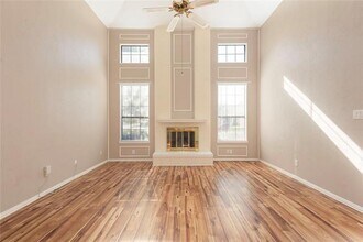 3104 Harbinger Ln in Dallas, TX - Building Photo - Building Photo