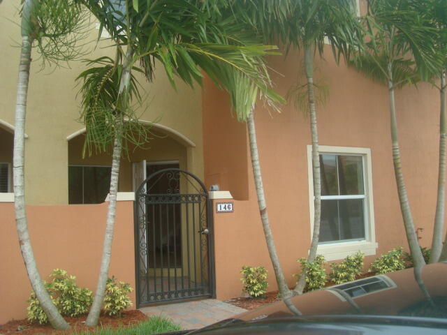 146 Monterey Bay Dr in Boynton Beach, FL - Building Photo - Building Photo