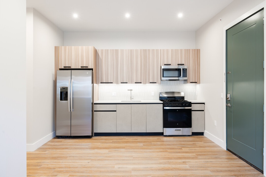 58 Hamilton Ave in Passaic, NJ - Building Photo