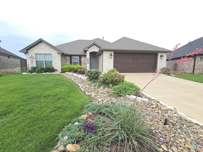 11513 Lindsey Gdn Dr in Tyler, TX - Building Photo - Building Photo