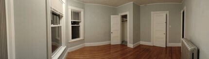 52 Crescent Ave, Unit 2 in Malden, MA - Foto de edificio - Building Photo