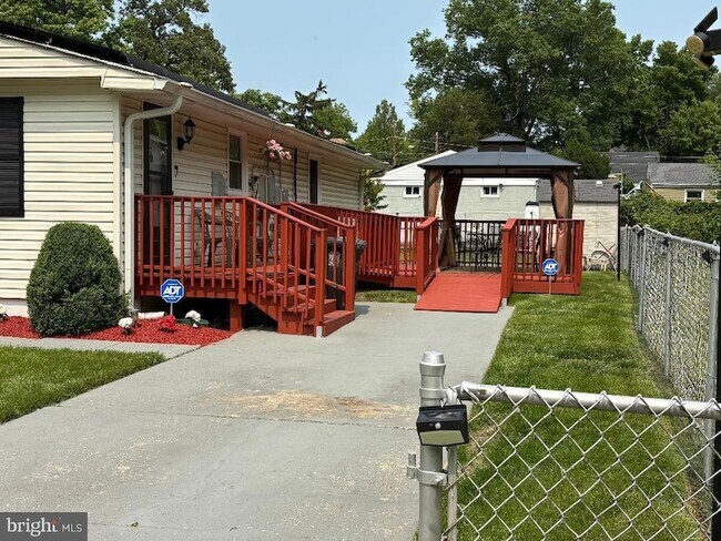 419 Ashleaf Ave in Capitol Heights, MD - Building Photo - Building Photo