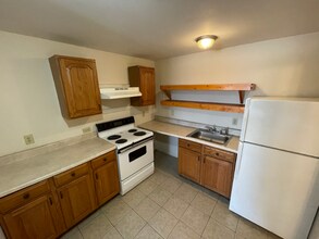 41 Academy St in Amsterdam, NY - Foto de edificio - Building Photo