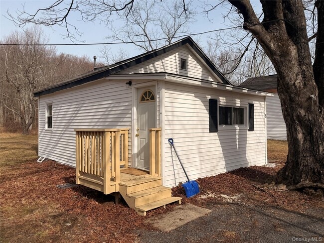 1 Royal Acres Dr in Middletown, NY - Building Photo - Building Photo