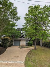 106 Commercial Dr in Bastrop, TX - Building Photo - Building Photo