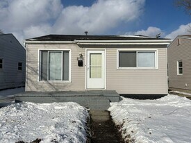 11235 Sherman Ave in Warren, MI - Building Photo