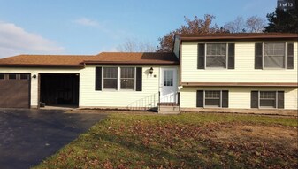 38 Loyalist Ave in Rochester, NY - Building Photo