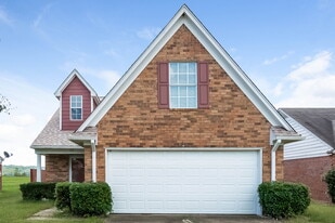 9111 Kaitlyn Dr S in Walls, MS - Building Photo