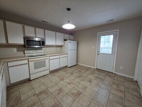 809 Timberlake Trail in Jacksonville, NC - Building Photo - Building Photo